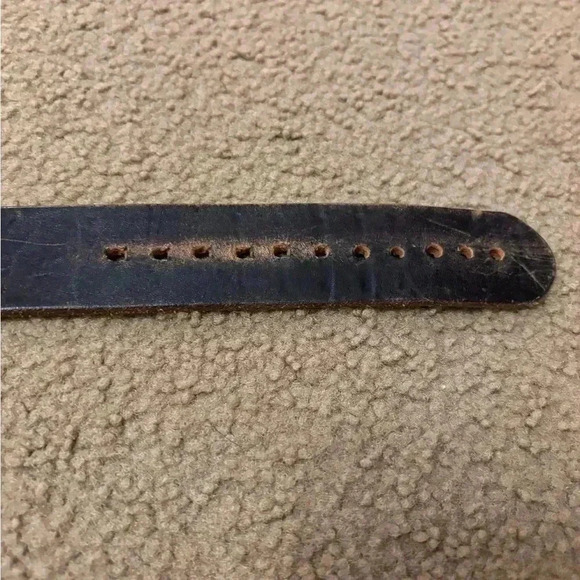 Mens Leather Black Belt With Remington Belt Buckle Size 38.5 - Picture 5 of 9